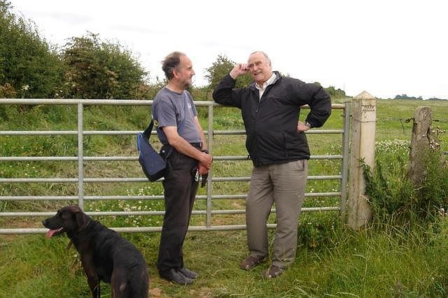 Peter Liesching and Clive Lewis-Hopkins. 2011 We look like a couple of old farmers chatting about the crops!